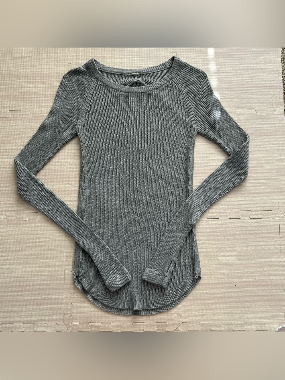 Lululemon Women's Sit in Lotus Gray Merino Wool Long-Sleeve Sweater, Size 4